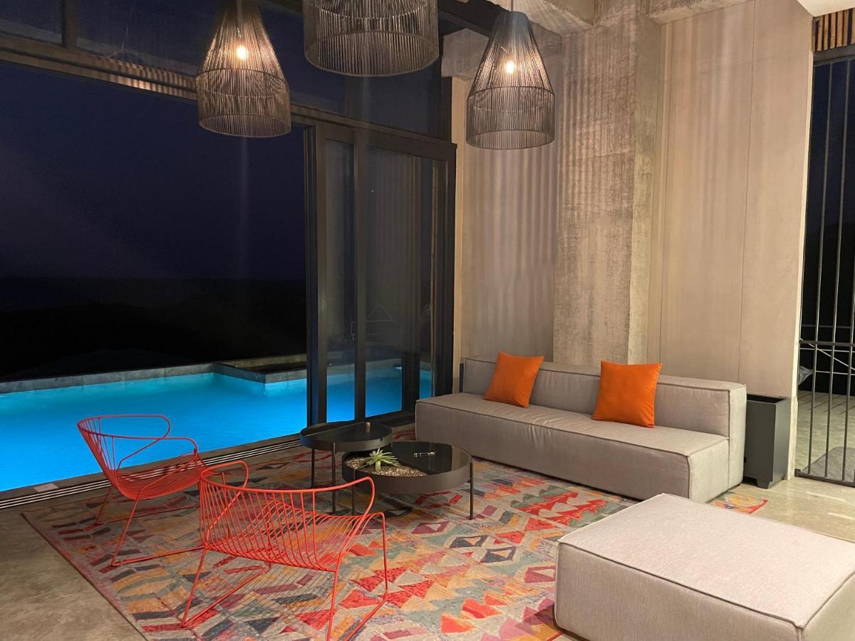 Eolia Sustainable Design Hotel Manta Bagian luar foto