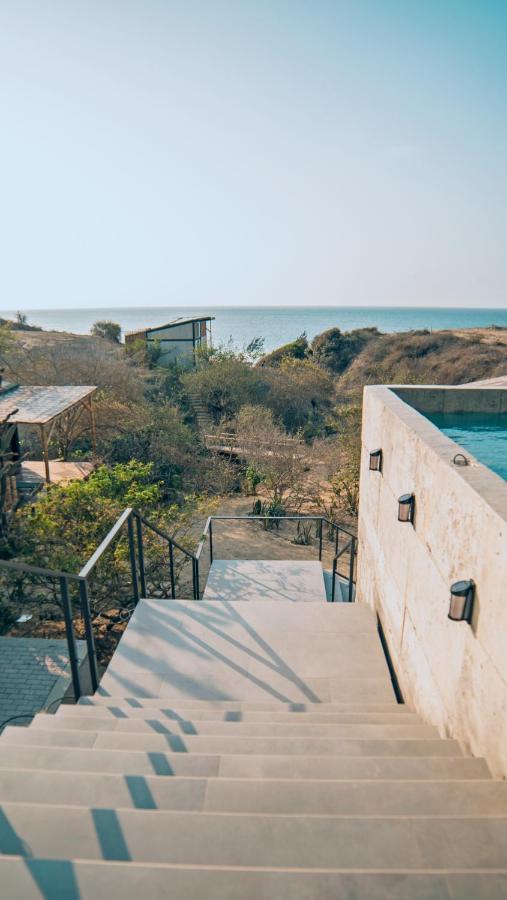 Eolia Sustainable Design Hotel Manta Bagian luar foto